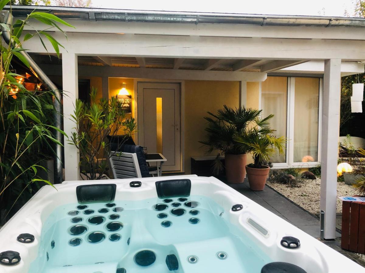 Apartment Tinyhouse Mit Pool, Outdoor Whirlpool Und Garten Petershagen-Eggersdorf Bagian luar foto