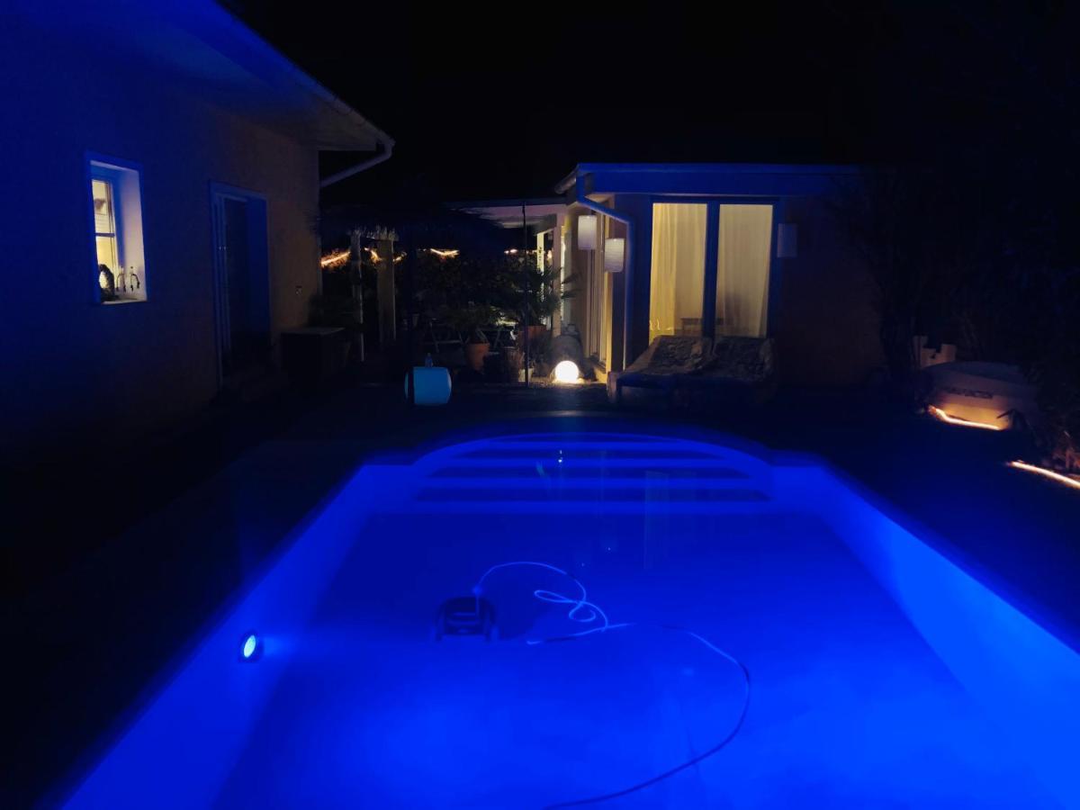 Apartment Tinyhouse Mit Pool, Outdoor Whirlpool Und Garten Petershagen-Eggersdorf Bagian luar foto