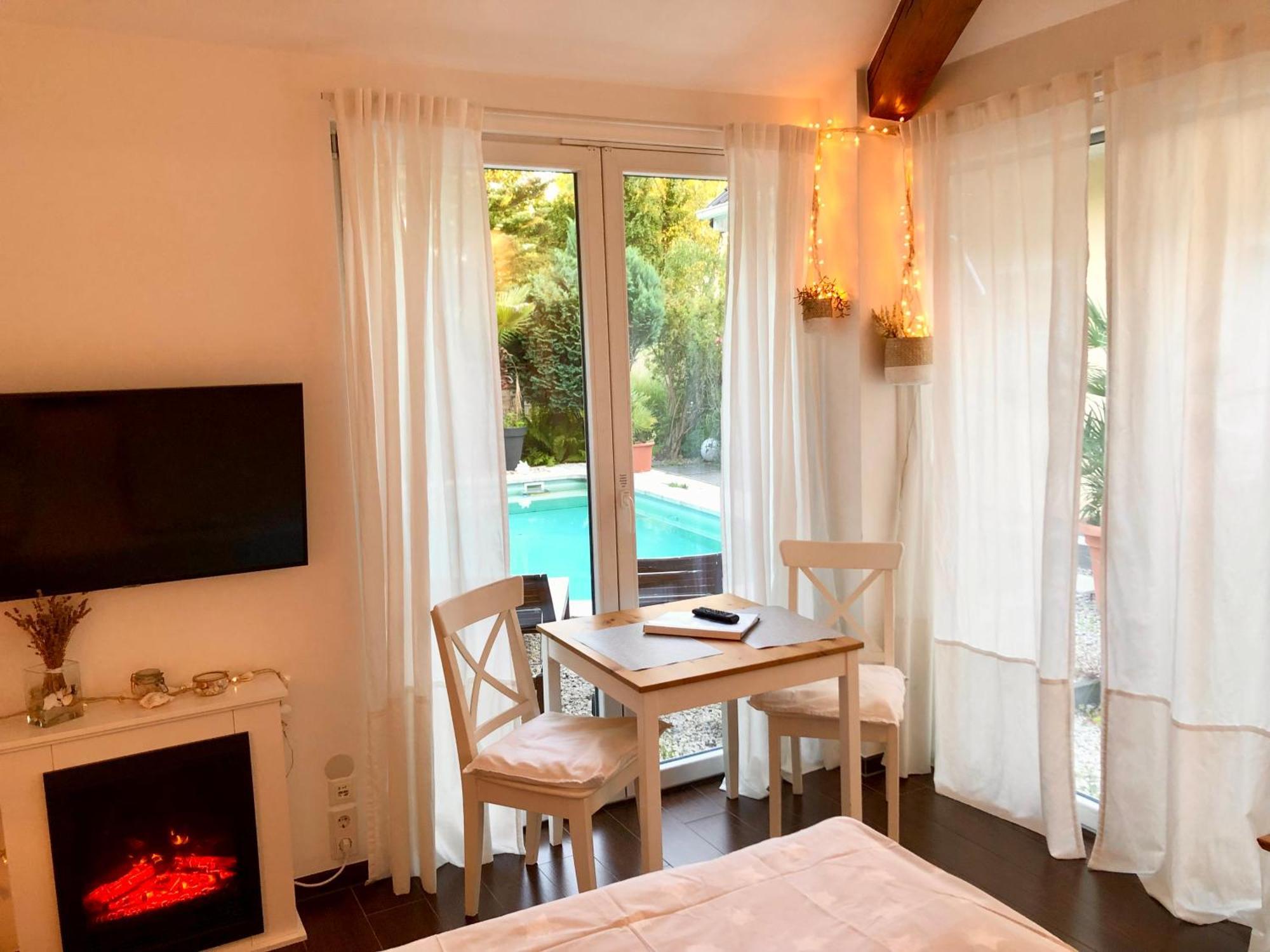 Apartment Tinyhouse Mit Pool, Outdoor Whirlpool Und Garten Petershagen-Eggersdorf Bagian luar foto